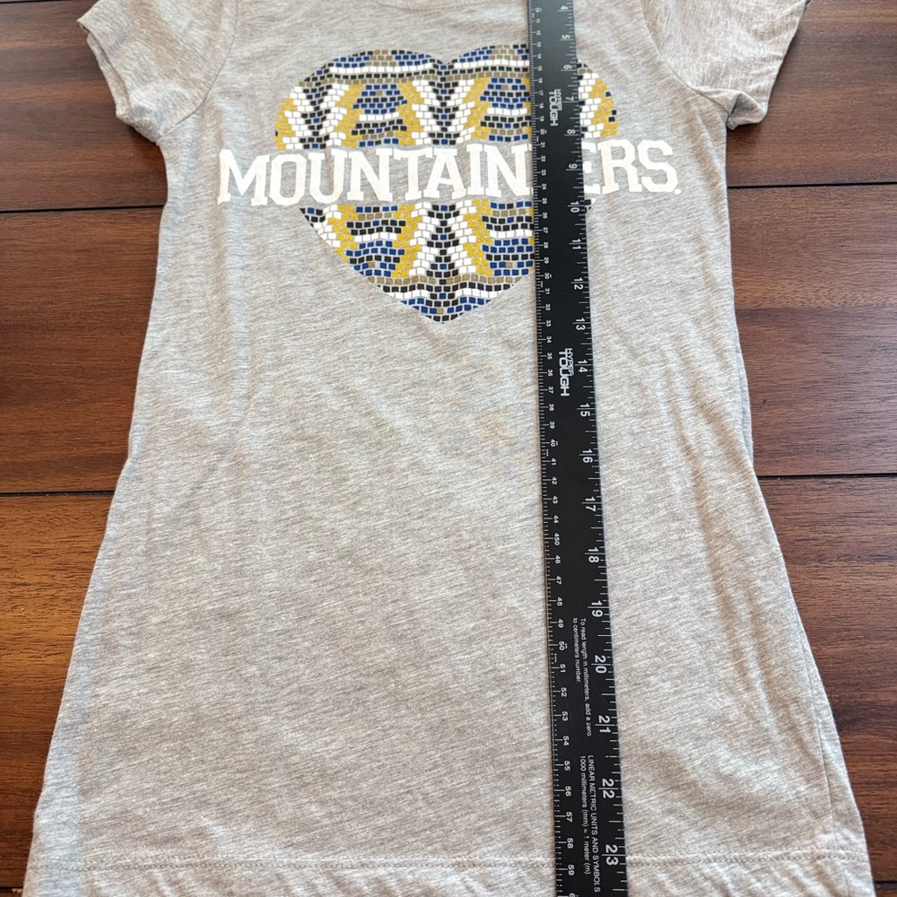 Jones & Mitchell NCAA West Virginia University Mountaineers Juniors Tee Sz Small - Picture 6 of 6